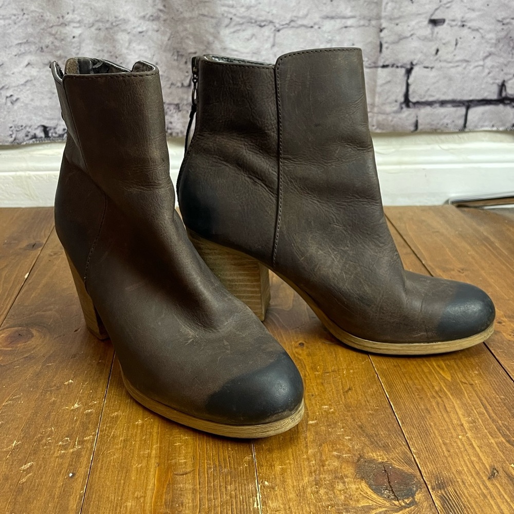 Ralph Lauren Denim And supply size 7M Mariela brown leather booties